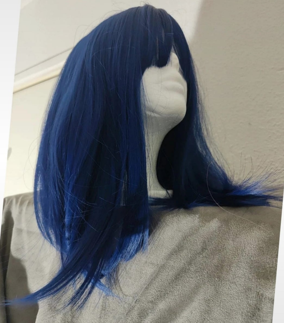 Perruque Carré Glamour Naturel Tendance Bleu Saphir