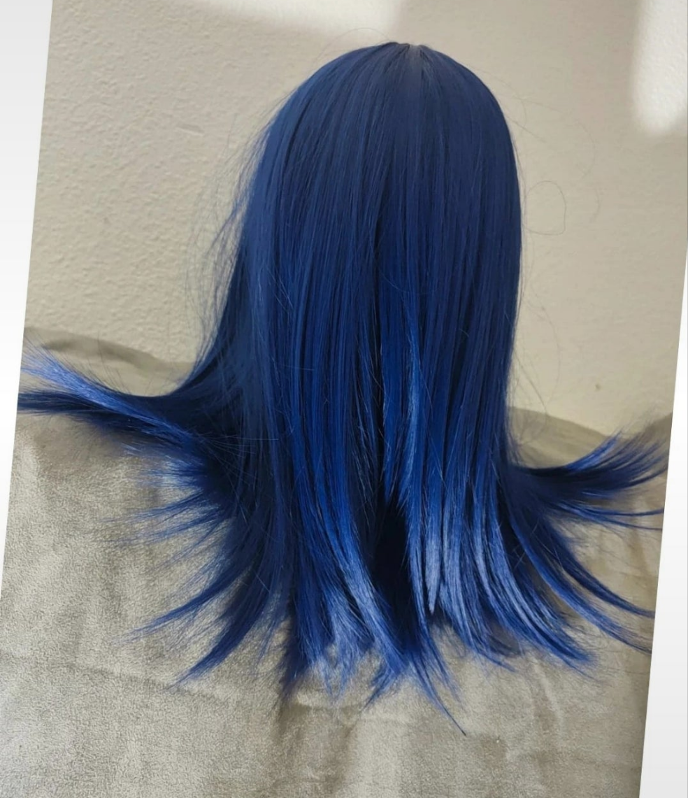 Perruque Carré Glamour Naturel Tendance Bleu Saphir